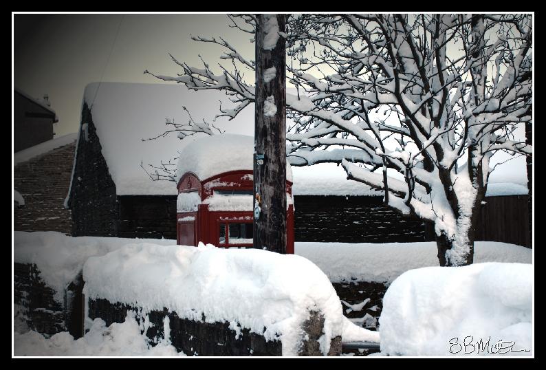 Holme Village Phone Box: Photograph by Steve Milner